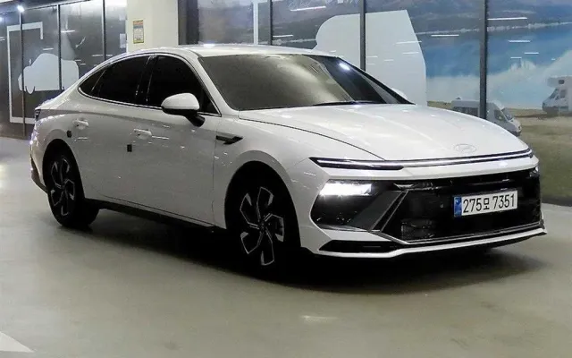 인천국산중고차사이트 쏘나타 디 엣지 (DN8) 가솔린 2.0 매물 사진 13 - 2025/08 14,386km