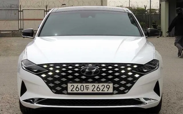 인천국산중고차사이트 더 뉴 그랜저 IG 3.3 르블랑 매물 사진 12 - 2022/04 61,561km